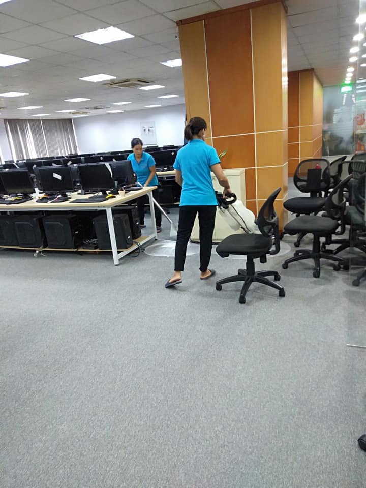 Quy trình giặt thảm Không Gian Sạch Hà Nội